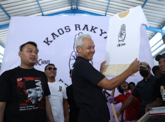 Galakkan Gerakan Anti Mager, Gubernur Sulsel Ajak Warga Jalan Sehat dan Hijaukan Lingkungan